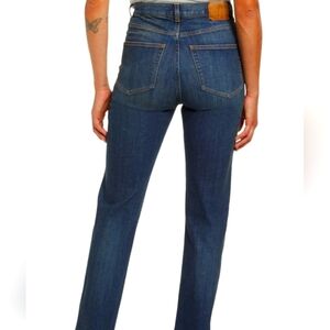 NEW/Jeanerica Classic Fit Jeans...Size 30
